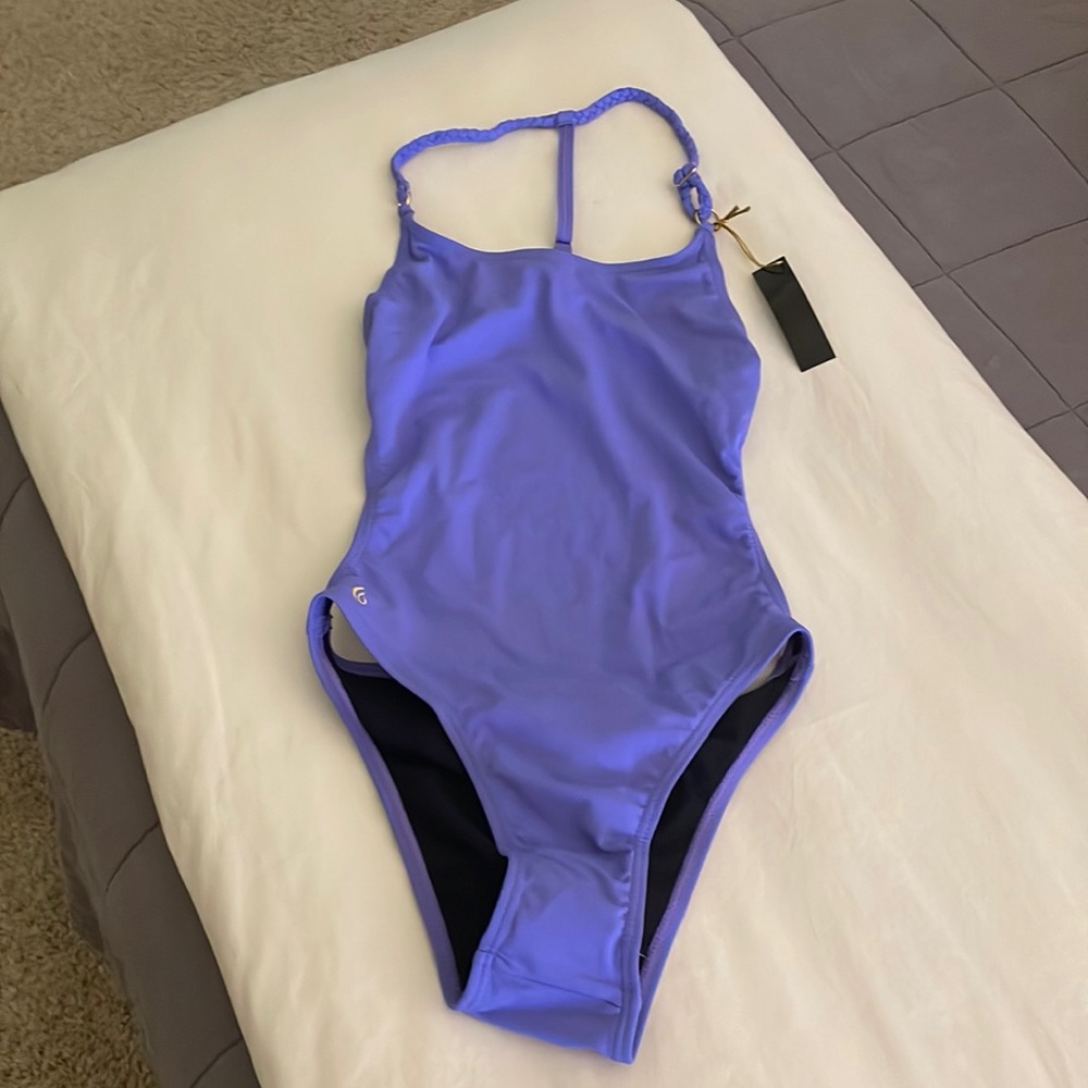 Lo swim training suit.